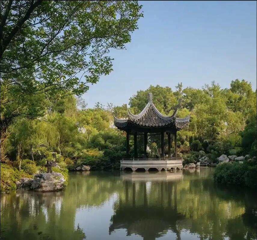 苍梧县残缺餐饮有限公司